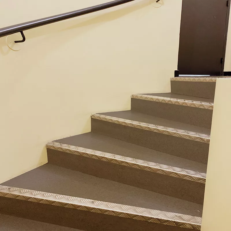 Tôle aluminium Striée - Damier | Grain de riz | Antidérapant Tôle aluminium Striée - Damier | Grain de riz | Antidérapant