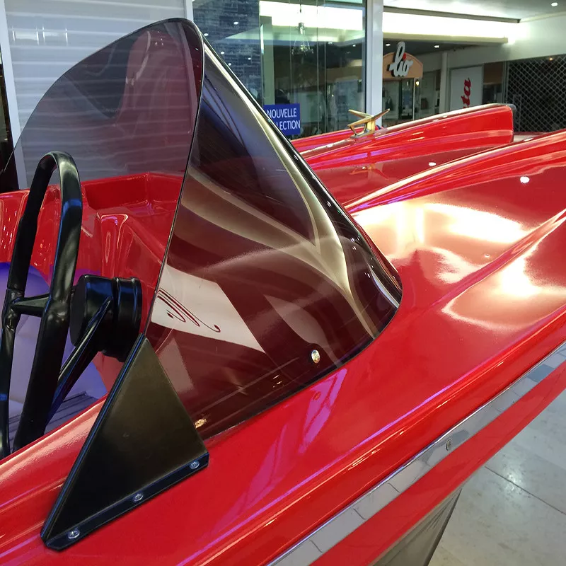 Plaque PMMA coulé | Altuglas fumé | Vitrage nautisme Plaque PMMA coulé | Altuglas fumé | Vitrage nautisme