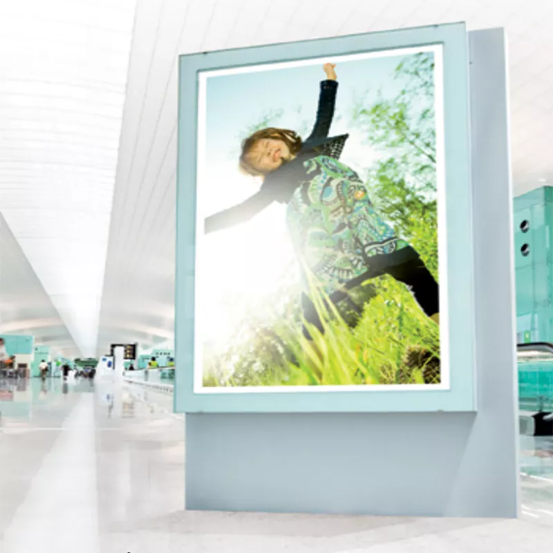 Panneau publicitaire en PMMA Elit III Panneau publicitaire en PMMA Elit III