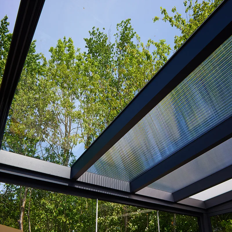 Thermoclear-Plus™ 32 mm 5 parois I Polycarbonate alvéolaire Thermoclear-Plus™ 32 mm 5 parois I Polycarbonate alvéolaire