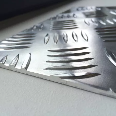 Tôle aluminium Striée - Damier | Grain de riz | Antidérapant