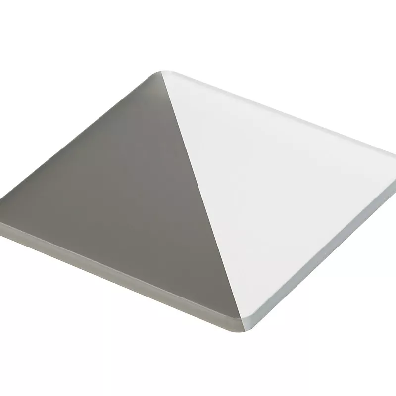 Plaque de PMMA Altuglas™ coulé Black & White LED System Plaque de PMMA Altuglas™ coulé Black & White LED System